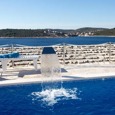 Villa, Stone House With Swimming Pool & Sauna, Beach, *