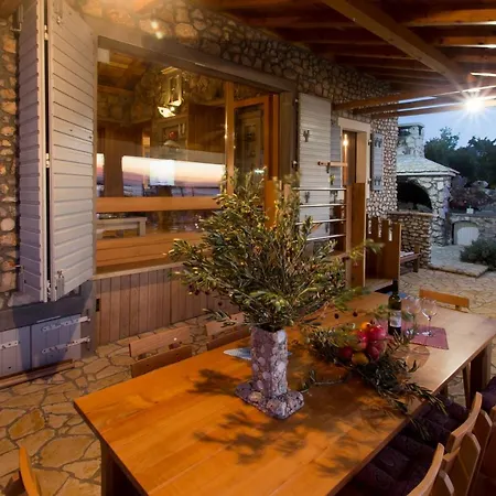 Villa, Stone House With Swimming Pool & Sauna, Beach, *