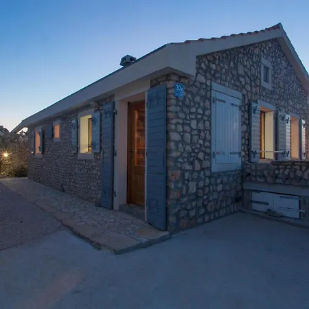 Villa, Stone House With Swimming Pool & Sauna, Beach,