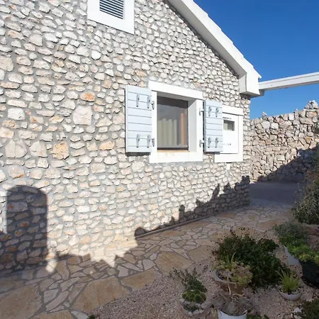 別荘 Villa, Stone House With Swimming Pool & Sauna, Beach,