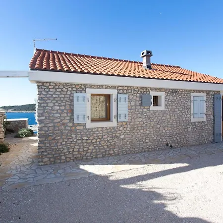 Villa, Stone House With Swimming Pool & Sauna, Beach, 別荘 *