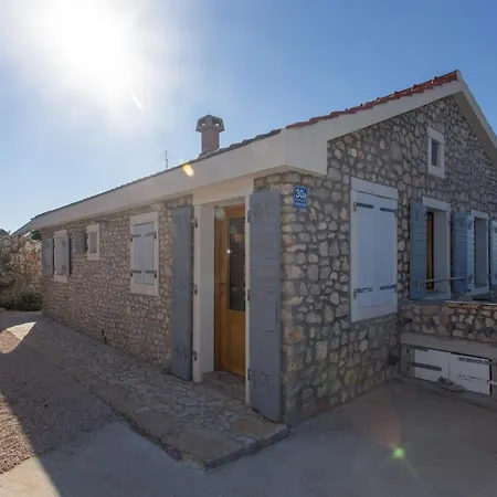 Villa, Stone House With Swimming Pool & Sauna, Beach, بيت للعطل *