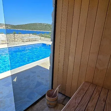 Holiday home Villa, Stone House With Swimming Pool & Sauna, Beach, Sevid